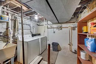 14237 S Green Bay Ave, Burnham, IL 60633 - Photo 21