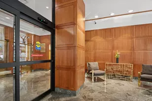 100 E Walton St, Chicago, IL 60611 - Photo 19