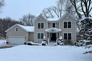 1338 Fair Oaks Ave, Crystal Lake, IL 60014 - Photo 1