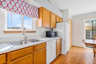 5221 W Mulberry Ln, Monee, IL 60449 - Photo 3