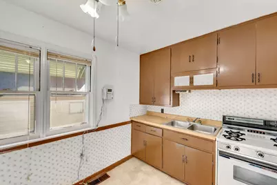 640 S McKinley Avenue, Kankakee, IL 60901 - Photo 7