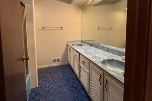 9630 Reding Cir, Des Plaines, IL 60016 - Photo 21