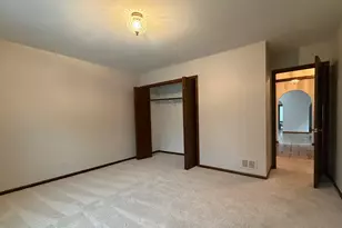 9630 Reding Cir, Des Plaines, IL 60016 - Photo 17