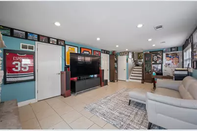 8426 W Betty Terrace, Niles, IL 60714 - Photo 11