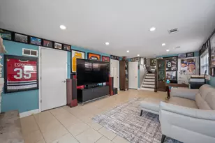 8426 W Betty Terrace, Niles, IL 60714 - Photo 11