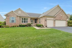 13813 Roosevelt Dr, Huntley, IL 60142 - Photo 1