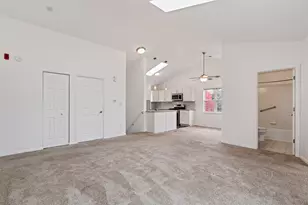 2604 Sheehan Ct, Naperville, IL 60564 - Photo 3