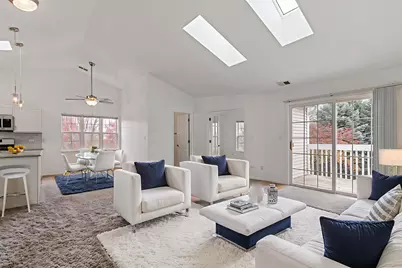 2604 Sheehan Court #204, Naperville, IL 60564 - Photo 5