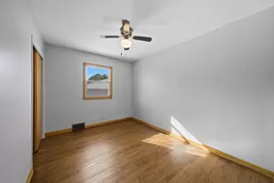 11153 Shakespeare St, Westchester, IL 60154 - Photo 15