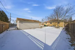 11153 Shakespeare St, Westchester, IL 60154 - Photo 23