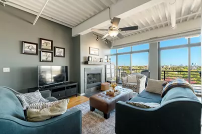 2911 N Western Avenue #513, Chicago, IL 60618 - Photo 3