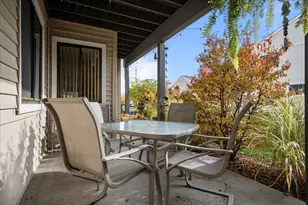 131 Autumn Ct, Buffalo Grove, IL 60089 - Photo 17