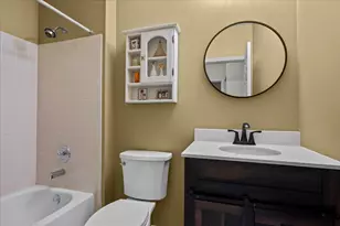 131 Autumn Ct, Buffalo Grove, IL 60089 - Photo 13