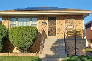 281 Hoxie Ave, Calumet City, IL 60409 - Photo 1