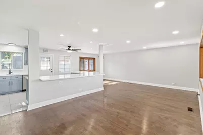 325 Indiana Street, Park Forest, IL 60466 - Photo 7