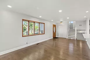 325 Indiana St, Park Forest, IL 60466 - Photo 5