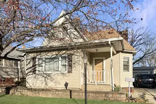 830 Chartres St, Lasalle, IL 61301 - Photo 1