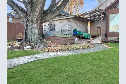 830 Chartres Street, Lasalle, IL 61301 - Photo 29