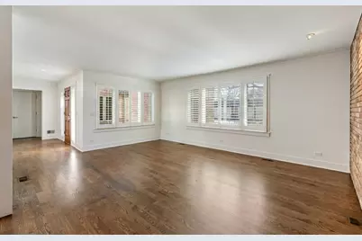 1904 Somerset Lane, Northbrook, IL 60062 - Photo 5