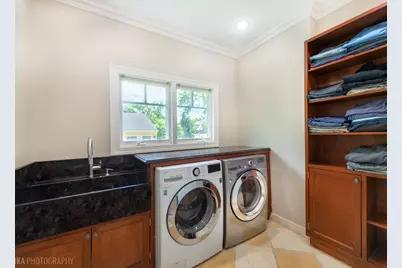 1009 Kings Lane, Glenview, IL 60025 - Photo 21