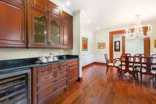 1009 Kings Ln, Glenview, IL 60025 - Photo 11