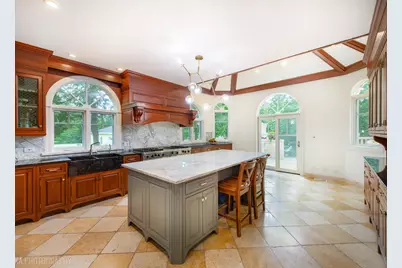 1009 Kings Lane, Glenview, IL 60025 - Photo 15