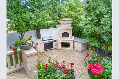1009 Kings Lane, Glenview, IL 60025 - Photo 65