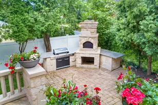 1009 Kings Ln, Glenview, IL 60025 - Photo 65