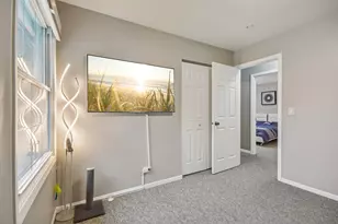 1860 Burr Ridge Dr, Hoffman Estates, IL 60192 - Photo 17