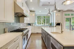 579 Greenwood Rd, Northbrook, IL 60062 - Photo 19