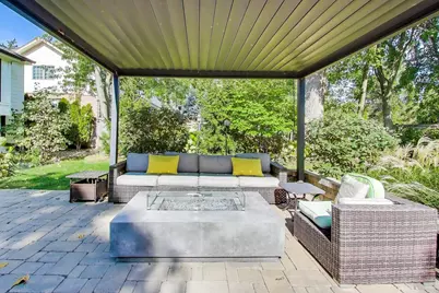 579 Greenwood Road, Northbrook, IL 60062 - Photo 71