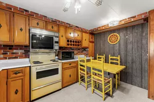 2213 Olen Dr, Mahomet, IL 61853 - Photo 7