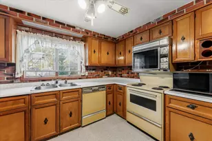 2213 Olen Dr, Mahomet, IL 61853 - Photo 5