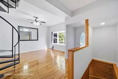 9018 S Brandon Avenue, Chicago, IL 60617 - Photo 7