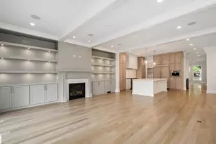 4425 N Winchester Ave, Chicago, IL 60640 - Photo 3