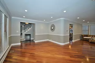 [Address not provided], Skokie, IL 60077 - Photo 9