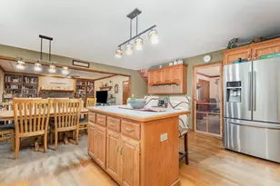 3467 Charlemaine Dr, Aurora, IL 60504 - Photo 7