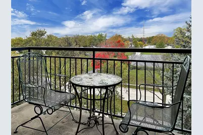 3451 N Carriageway Drive #503, Arlington Heights, IL 60004 - Photo 3