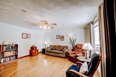 107 S Sheridan Avenue, Watseka, IL 60970 - Photo 9