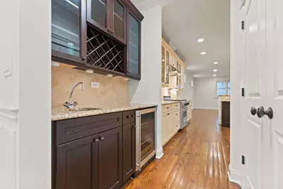 3716 N Kenmore Avenue #1, Chicago, IL 60613 - Photo 5
