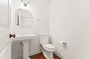 3716 N Kenmore Ave, Chicago, IL 60613 - Photo 11