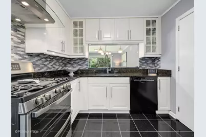 5524 S Bruner Street, Hinsdale, IL 60521 - Photo 7