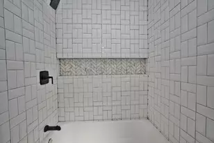 8140 Crawford Ave, Skokie, IL 60076 - Photo 17