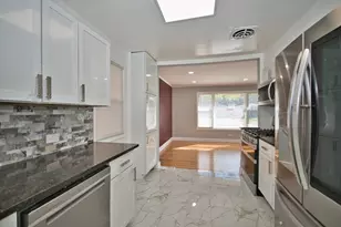 8140 Crawford Ave, Skokie, IL 60076 - Photo 11