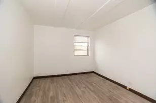 136 Ann St, Clarendon Hills, IL 60514 - Photo 11