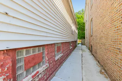 5247 S May Street, Chicago, IL 60609 - Photo 19