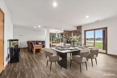 675 White Pine Circle, Lake in the Hills, IL 60156 - Photo 19