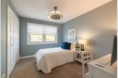 806 W Hackberry Drive, Arlington Heights, IL 60004 - Photo 13