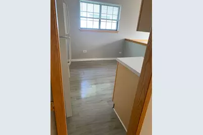 1073 Foxworth Boulevard, Lombard, IL 60148 - Photo 15