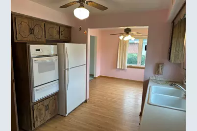 521 Chaney Avenue, Crest Hill, IL 60403 - Photo 5